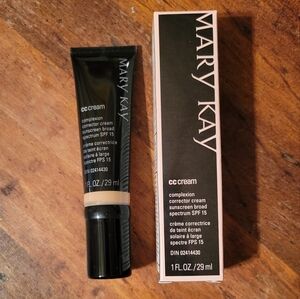 Mary Kay CC Cream Lt - Med SPF15